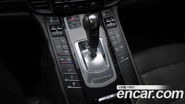 Porsche Panamera 2015 — photo 9
