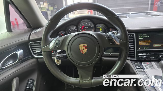 Porsche Panamera 2015 — photo 14