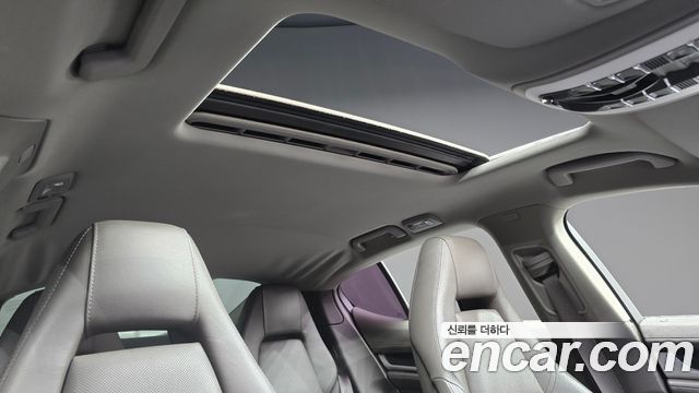 Porsche Panamera 2015 — photo 19