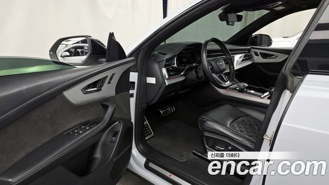 Audi Q8 2021 — photo 10