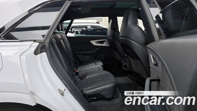 Audi Q8 2021 — photo 12