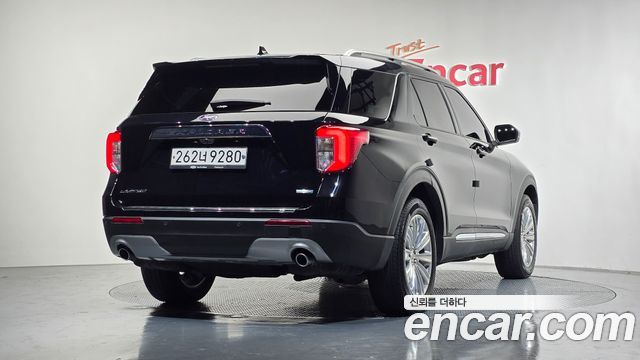 Ford Explorer 2020 — photo 2
