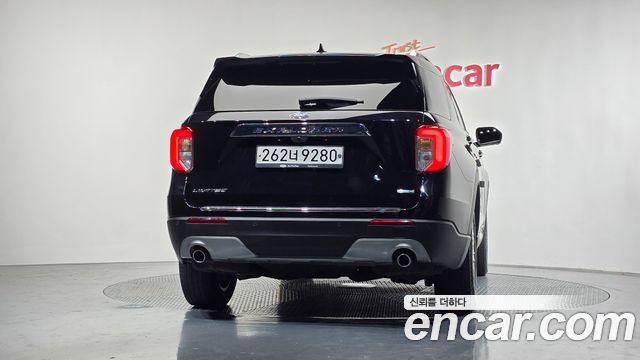 Ford Explorer 2020 — photo 4