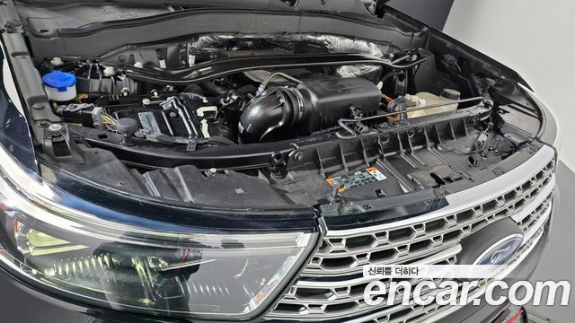 Ford Explorer 2020 — photo 6