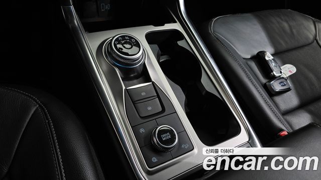 Ford Explorer 2020 — photo 9