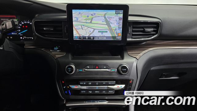Ford Explorer 2020 — photo 14