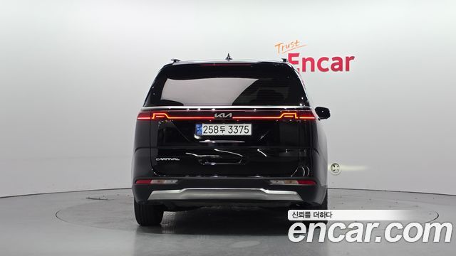 Kia Canival 2022 — photo 4
