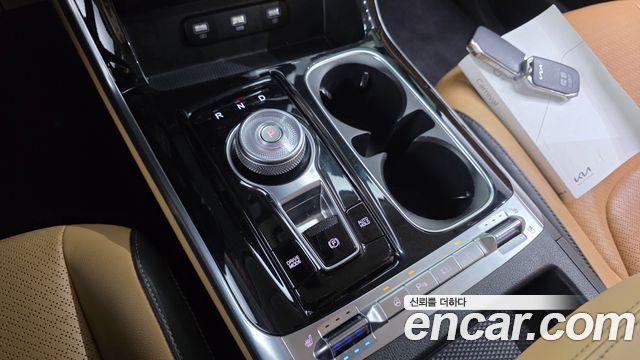 Kia Canival 2022 — photo 9