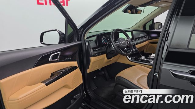 Kia Canival 2022 — photo 12