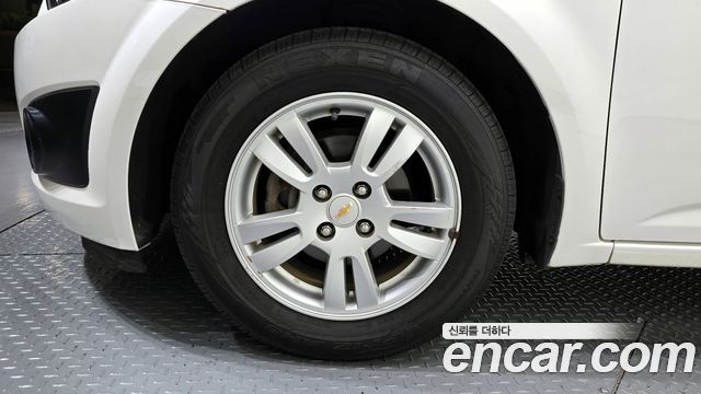 Chevrolet Korea Aveo 2014 — photo 5
