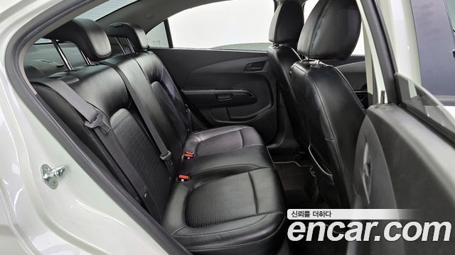 Chevrolet Korea Aveo 2014 — photo 12