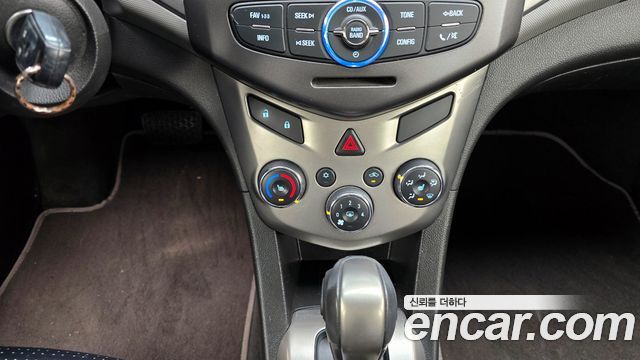 Chevrolet Korea Aveo 2014 — photo 16