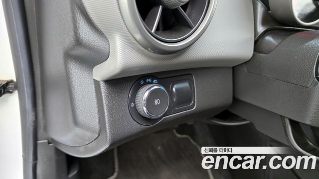 Chevrolet Korea Aveo 2014 — photo 17