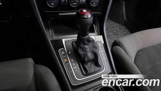 Volkswagen Golf 2015 — photo 9
