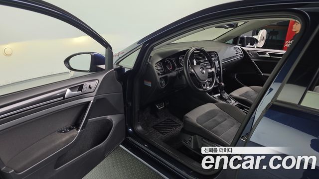 Volkswagen Golf 2015 — photo 11