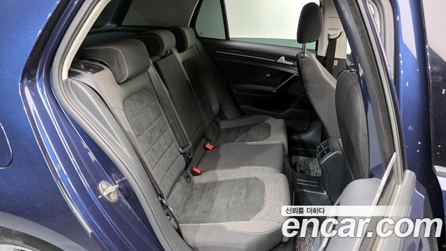 Volkswagen Golf 2015 — photo 12