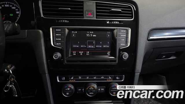 Volkswagen Golf 2015 — photo 14