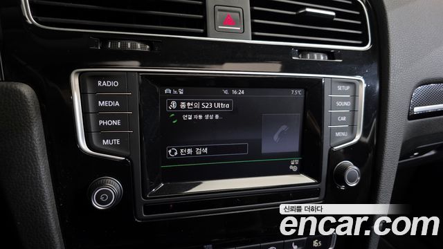 Volkswagen Golf 2015 — photo 16