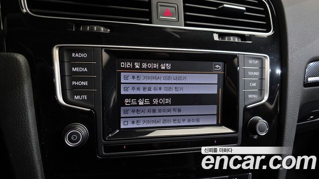 Volkswagen Golf 2015 — photo 17
