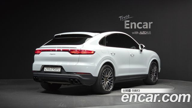 Porsche Cayenne 2020 — photo 2