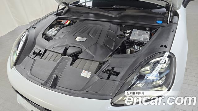 Porsche Cayenne 2020 — photo 6