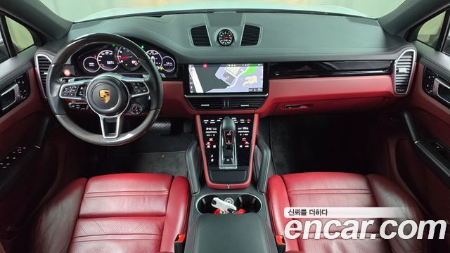 Porsche Cayenne 2020 — photo 7