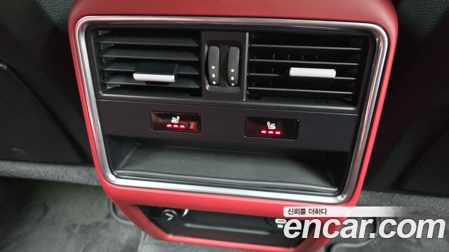 Porsche Cayenne 2020 — photo 18