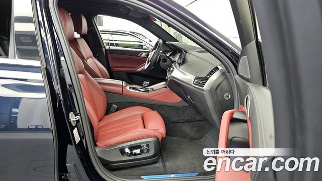 BMW X6 2021 — photo 11