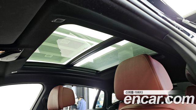 BMW X6 2021 — photo 18