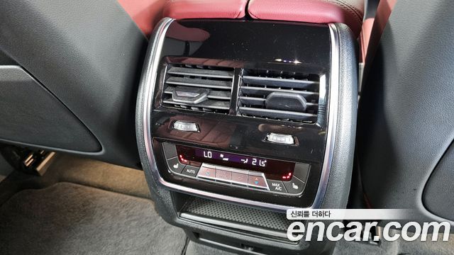 BMW X6 2021 — photo 19