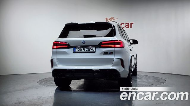 BMW X5M 2023 — photo 4