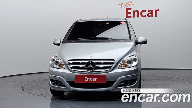 Mercedes-Benz B-Class 2009 — photo 3
