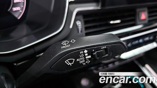 Audi A4 2020 — photo 15
