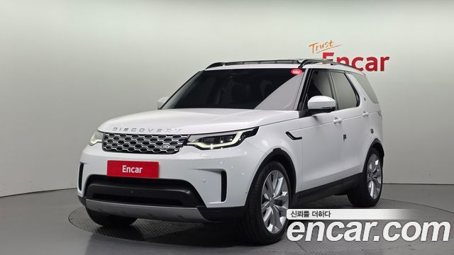 Land Rover Discovery 2023 — photo 1