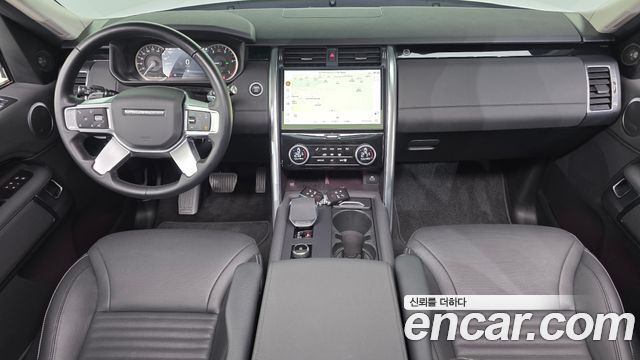 Land Rover Discovery 2023 — photo 7