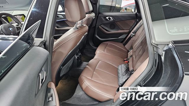 BMW 2-Series 2023 — photo 12