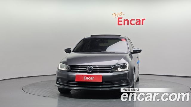 Volkswagen Jetta 2015 — photo 3