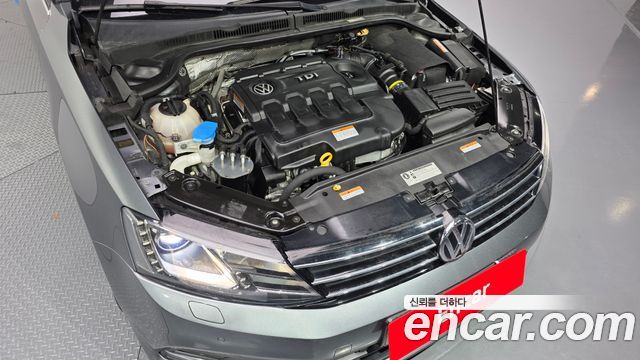 Volkswagen Jetta 2015 — photo 6
