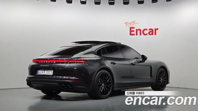 Porsche Panamera 2024 — photo 2