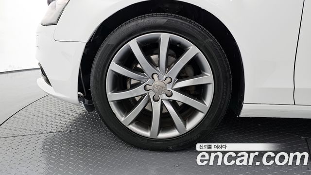 Audi A4 2014 — photo 5
