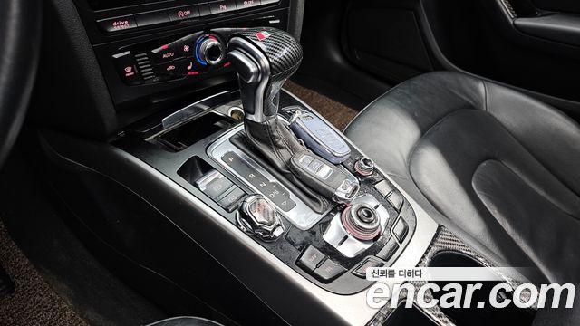 Audi A4 2014 — photo 9