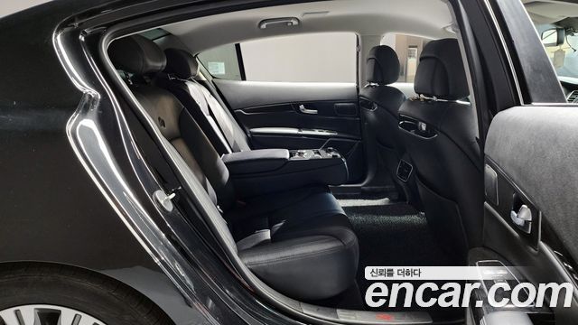 Kia K9 2017 — photo 12