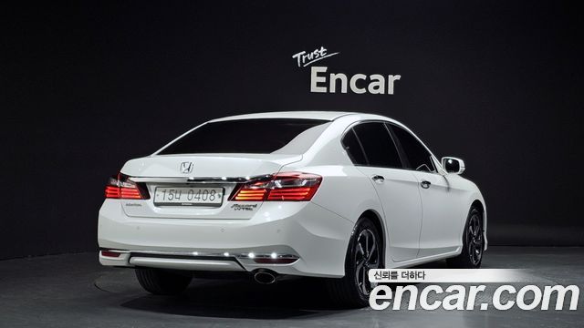 Honda Accord 2016 — photo 2