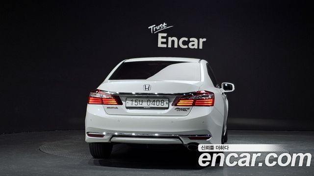 Honda Accord 2016 — photo 4