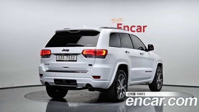 Jeep Cherokee 2019 — photo 2