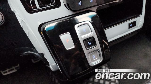 Hyundai Staria 2022 — photo 9