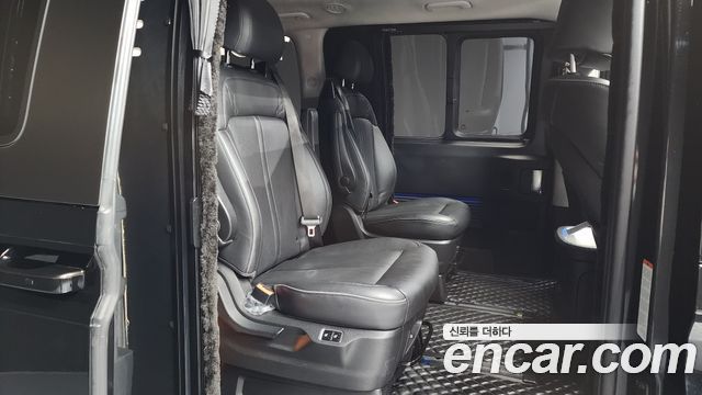 Hyundai Staria 2022 — photo 12
