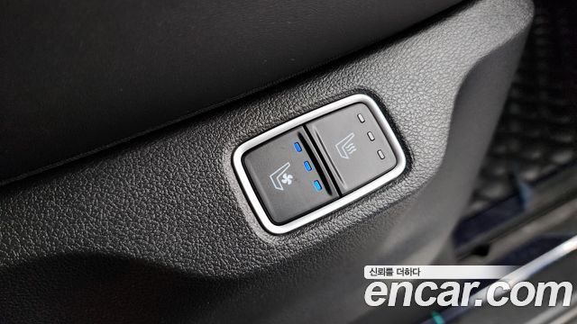 Hyundai Staria 2022 — photo 19