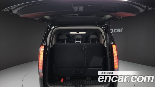 Hyundai Staria 2022 — photo 20