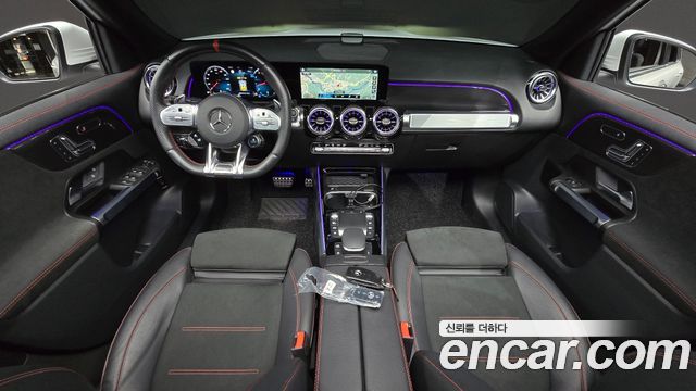 Mercedes-Benz GLB-Class 2023 — photo 7